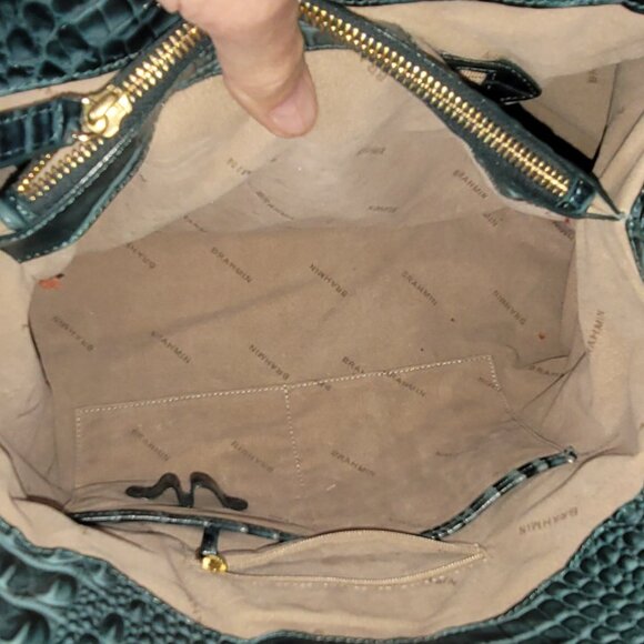 2 pc. BRAHMIN IVY GREEN ELISA LEATHER SHOULDER BAG/PURSE-CHECKBOOK WALLET SET - Picture 8 of 14